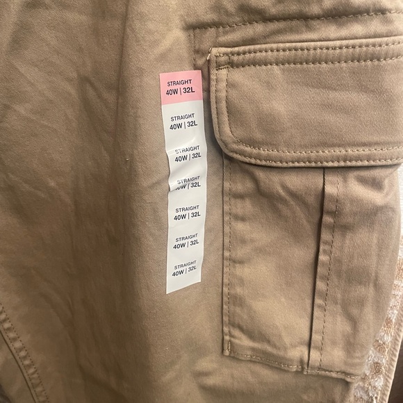 Men’s Sonoma Khaki Cargo Pants ✨ NWT ✨ Flexware Straight Leg ✨Size 40x32 - Picture 7 of 9